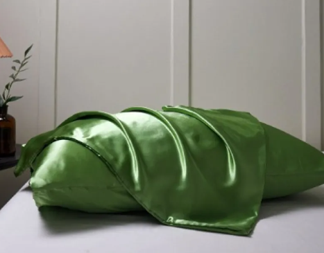 Satin pillowcase, photo 1